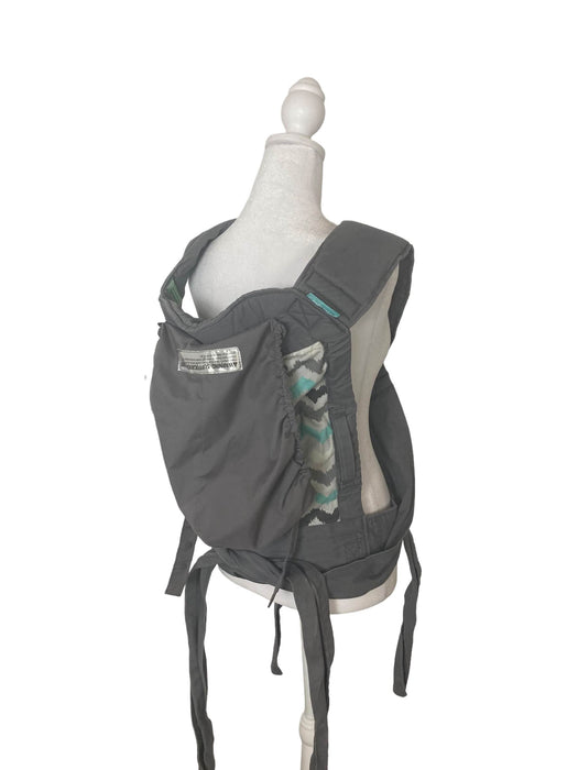 used Infantino Sash Wrap Carrier