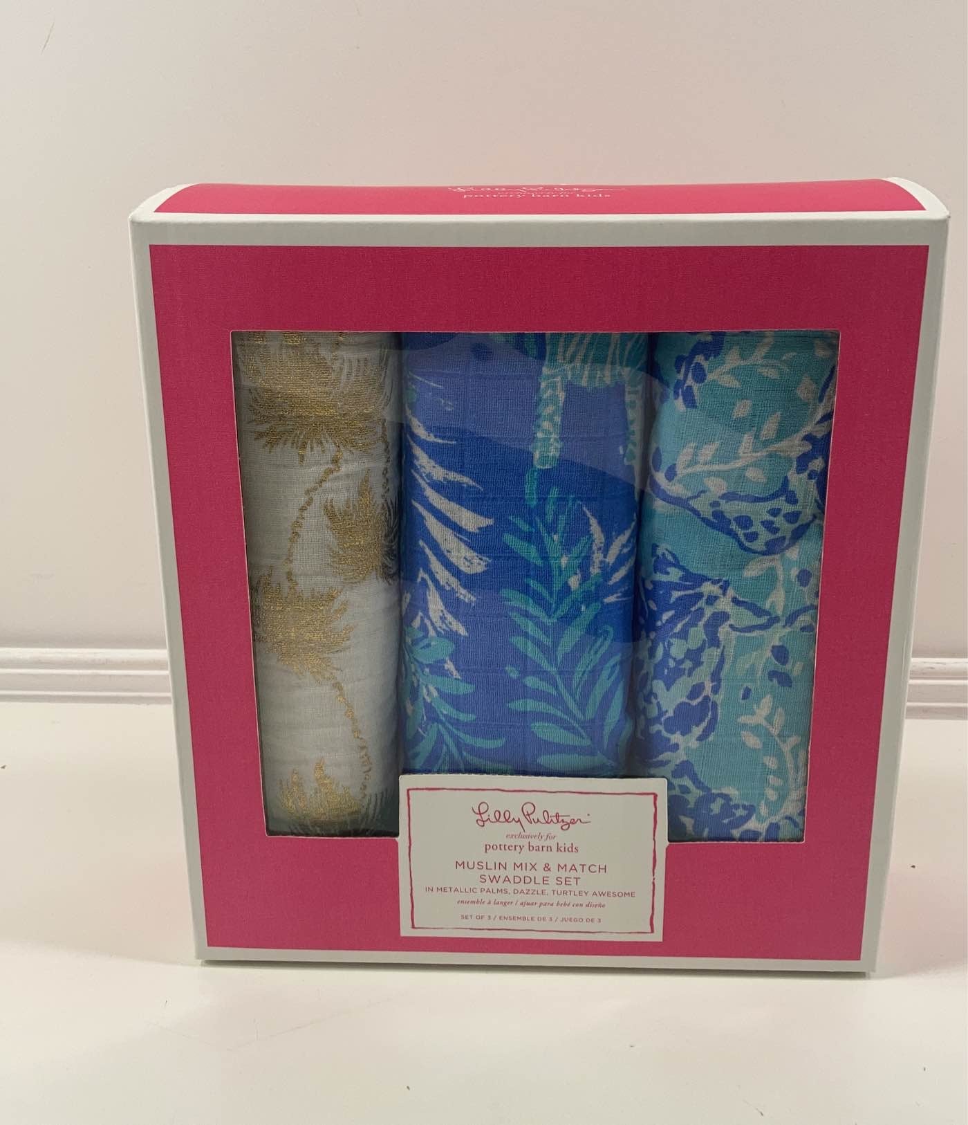 Lilly pulitzer discount muslin swaddle set