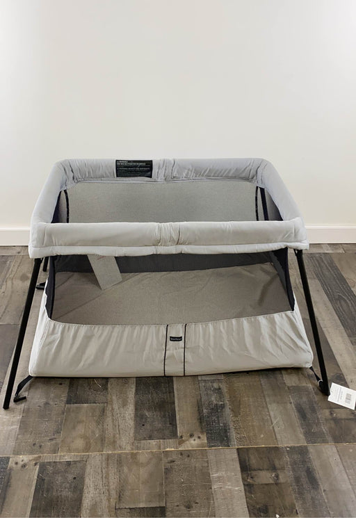 used BabyBjorn Travel Crib Light 2