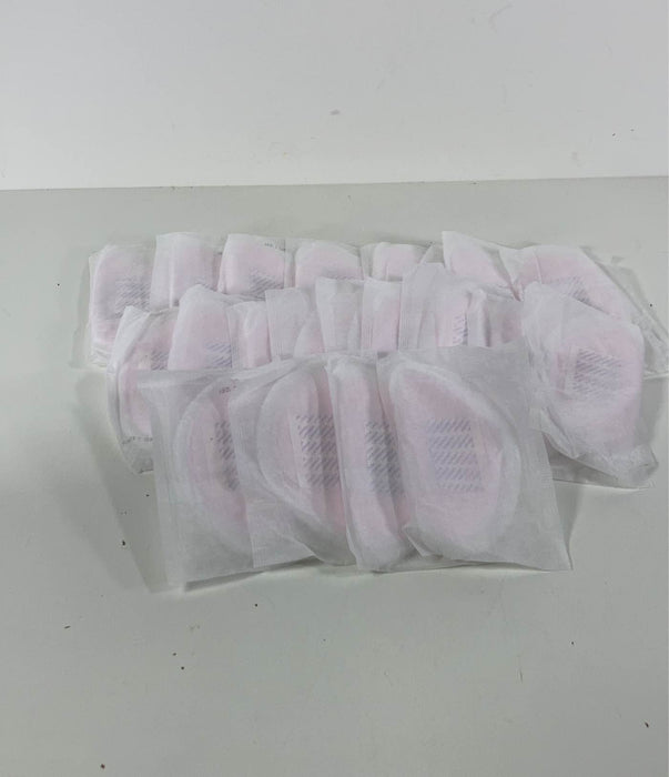 Shop Lansinoh Stay Dry Disposable Nursing Pads at GoodBuy Gear