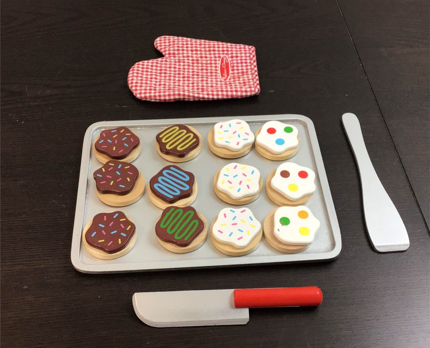 secondhand Melissa & Doug Slice and Bake Wooden Cookie Play Food Set