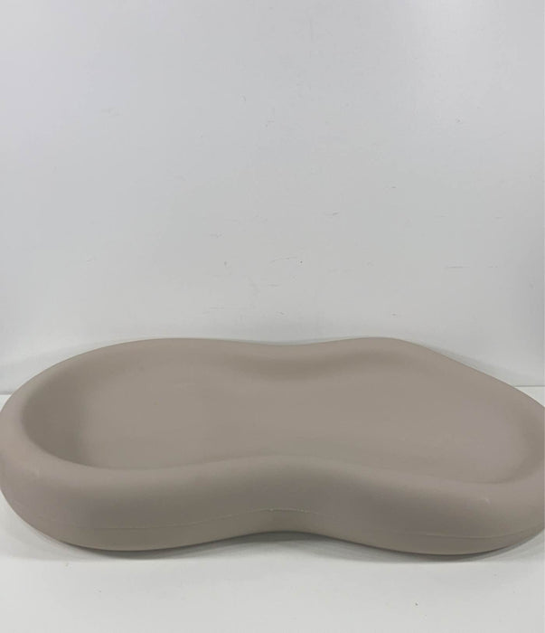 Shop Keekaroo Peanut Changing Pad, Vanilla at GoodBuy Gear