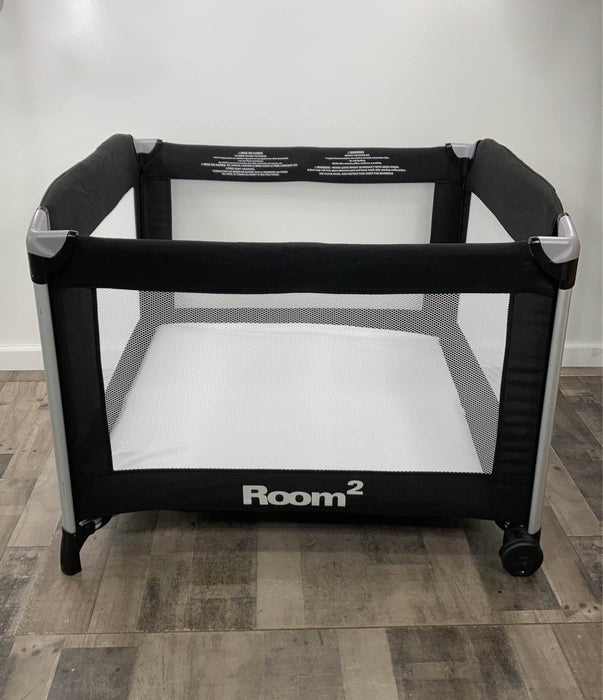 secondhand Joovy Room2 Playard, Black