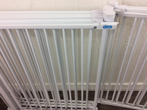 secondhand Regalo Double Door Super Wide Safety Gate