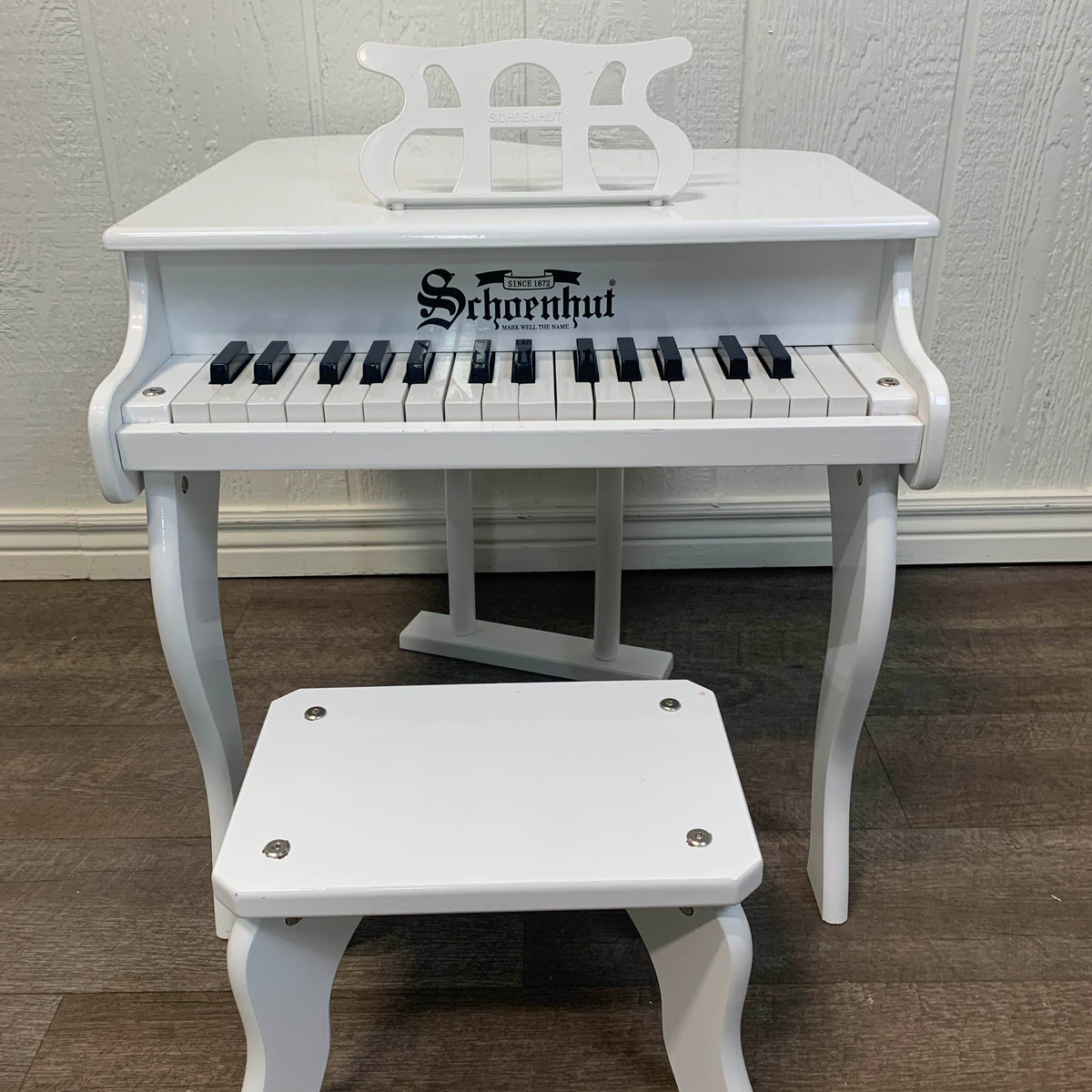 Schoenhut Baby Grand Piano With Bench