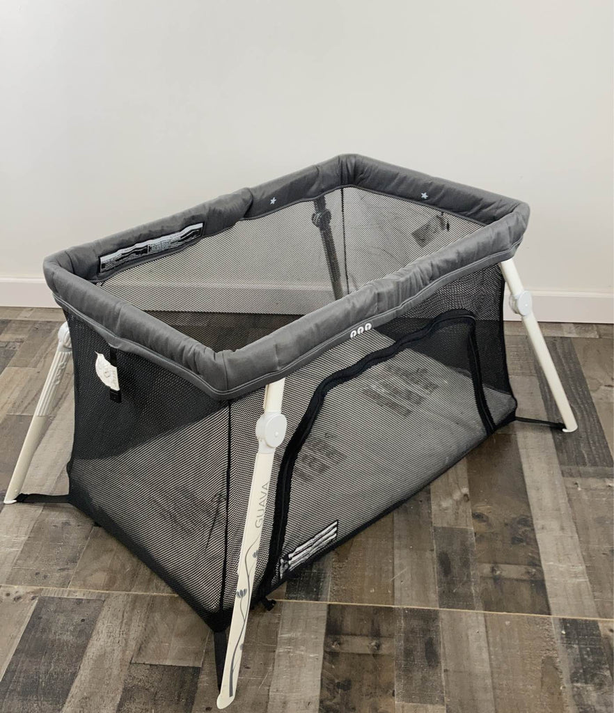 Guava Family Lotus Travel Crib