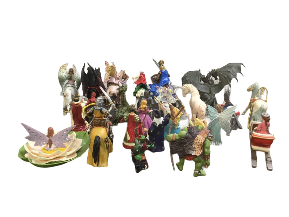 secondhand BUNDLE Fantasy Figures