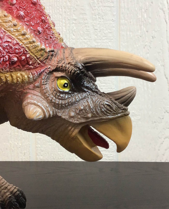 used Unknown Dinosaur