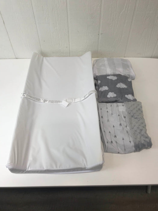 Shop BUNDLE Changing Pad With Covers at GoodBuy Gear