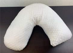 Shop Luna Lullaby Nursing Pillow at GoodBuy Gear