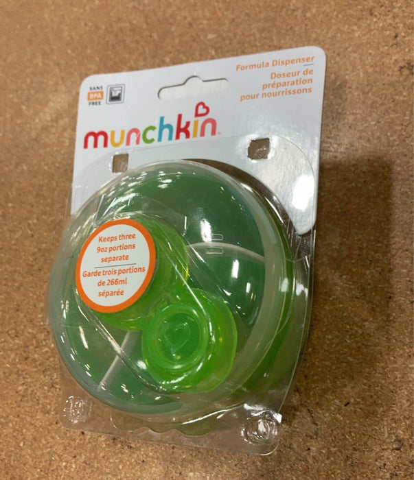 secondhand Munchkin Formula Dispenser