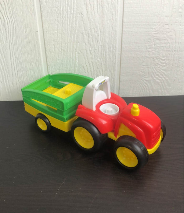 secondhand Fisher Price Little People Tow ‘n Pull Tractor