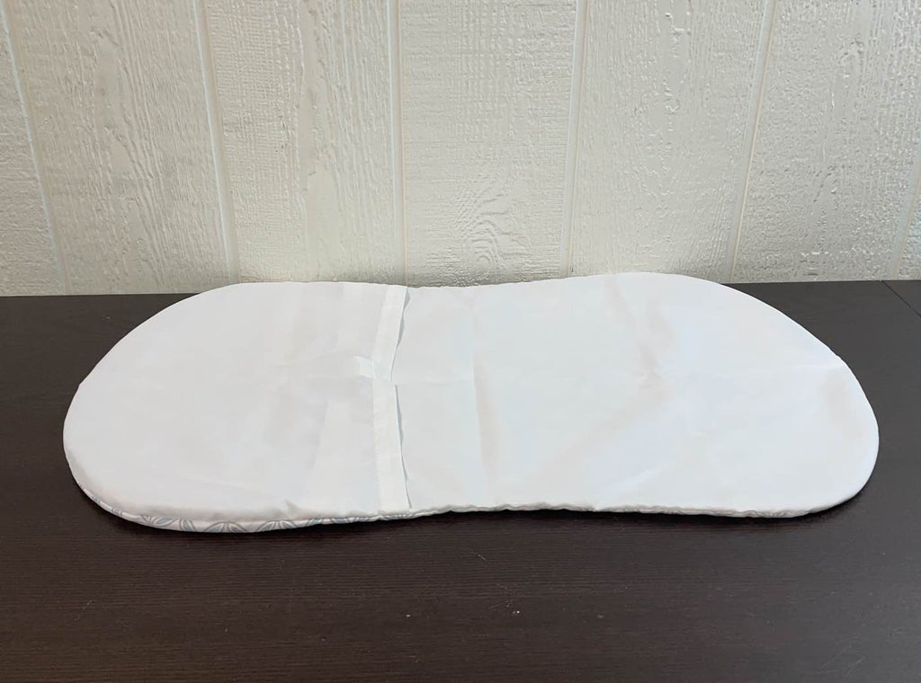 Halo BassiNest Sleeper Fitted Sheet, Blue Grey Geometric Petals