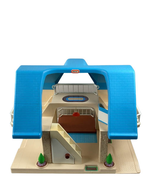 used Little Tikes Vintage Blue Roof Dollhouse