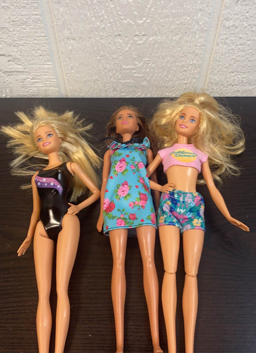 secondhand BUNDLE Barbies