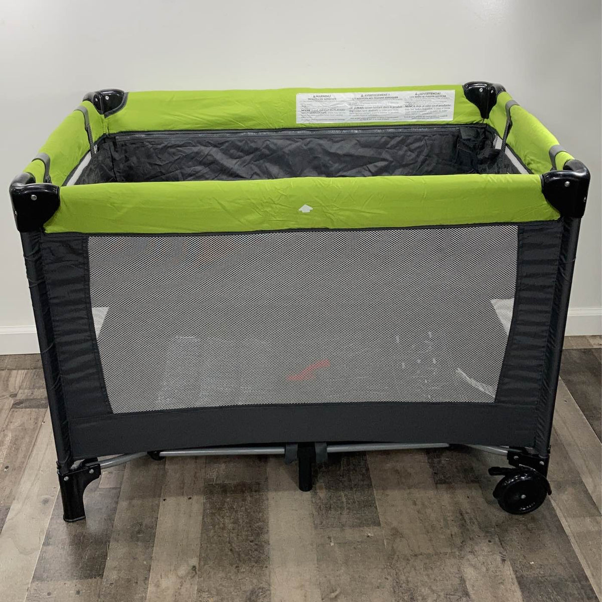 evenflo happy camper playpen Evenflo Portable Classic BabySuite Playard