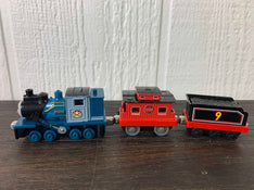 Shop BUNDLE Thomas and Friends Trains, Take & Plays at GoodBuy Gear
