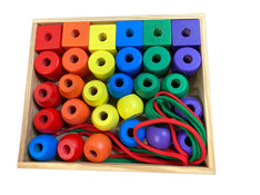 secondhand Melissa & Doug Primary Lacing Beads