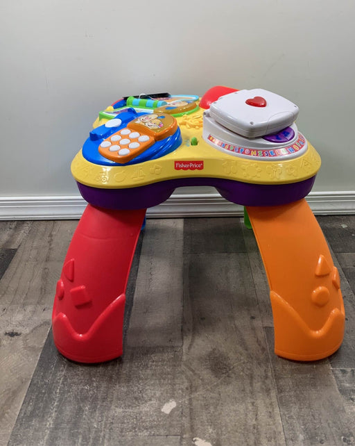 secondhand Fisher Price Laugh & Learn Learning Table, Friends Musical Table