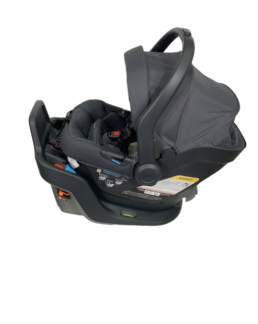 secondhand UPPAbaby MESA MAX Infant Car Seat and Base, PureTech Greyson, 2022