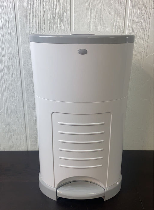 used Diaper Dekor Classic Diaper Pail, White