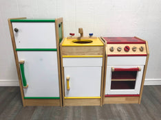 used Lakeshore Pretend & Play Hardwood Kitchen Set