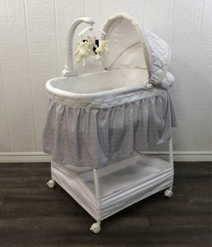 Delta children outlet deluxe gliding bassinet