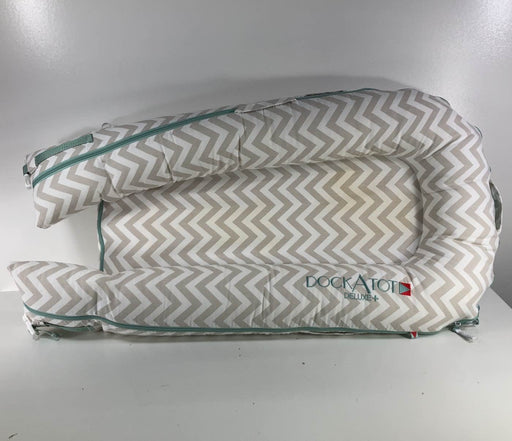 used DockATot Deluxe+ Dock, Silver Lining (chevron)