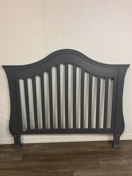 secondhand Million Dollar Baby Ashbury 4 in 1 crib, Gray