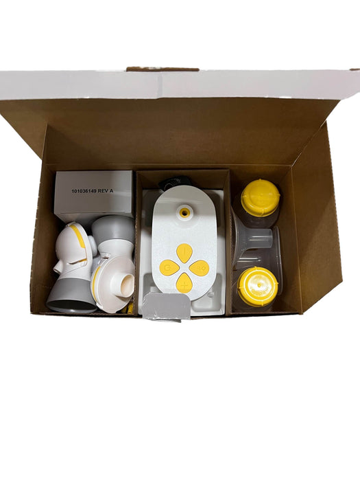 Shop Medela Pump In Style with MaxFlow at GoodBuy Gear