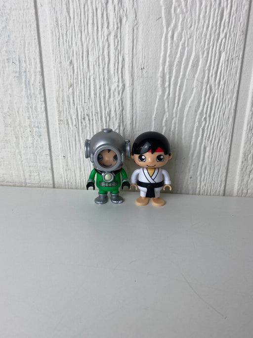 secondhand Action Figure