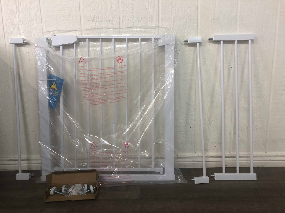 used Cumber Auto Close Safety Baby Gate With Extensions