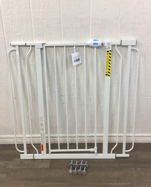 used Regalo Easy Step Gate