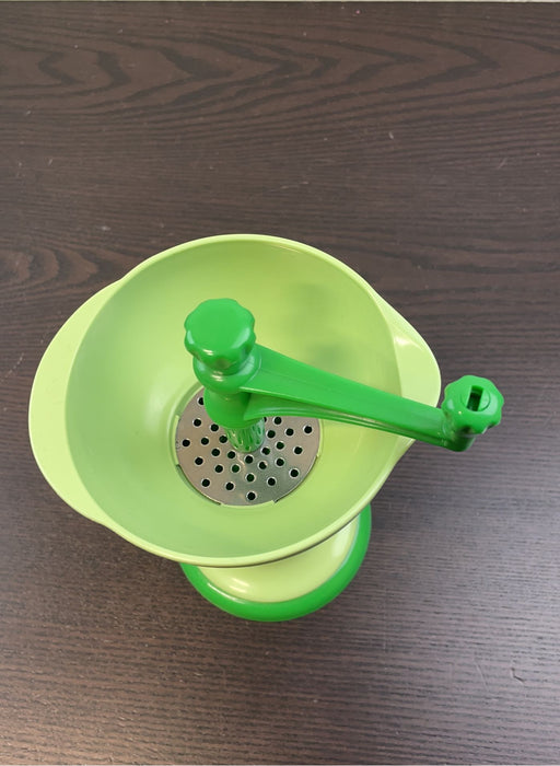 secondhand Green Sprouts Baby Food Mill