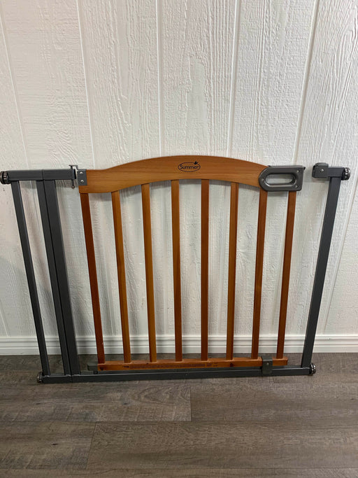 used HomeSafe By Summer Infant Wood and Metal Pressure Mounted Gate