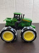 secondhand BUNDLE John Deere Toys