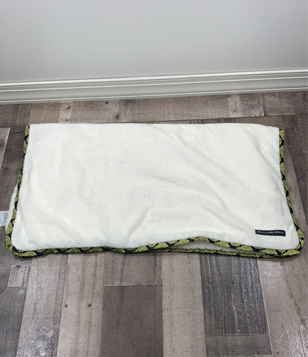 secondhand Petunia Pickle Bottom Blanket