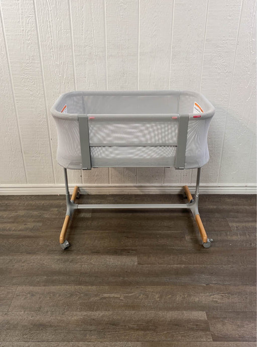 secondhand Skip Hop Cozy-Up 2-in-1 Bedside Sleeper and Bassinet