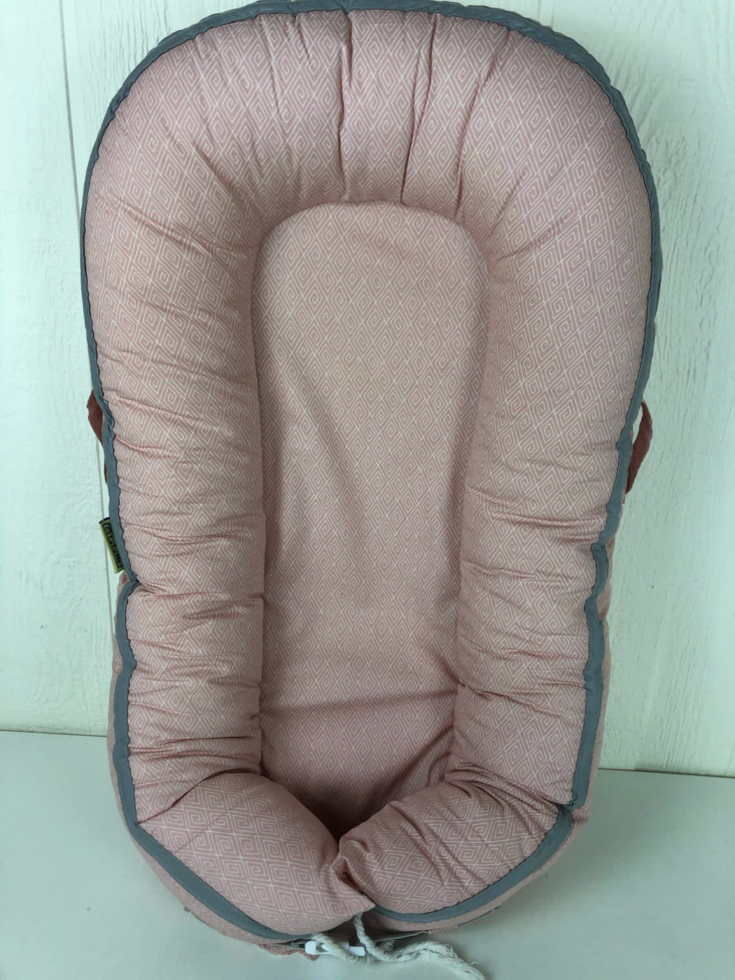 LaLaMe Organic Newborn Lounger — GoodBuy Gear