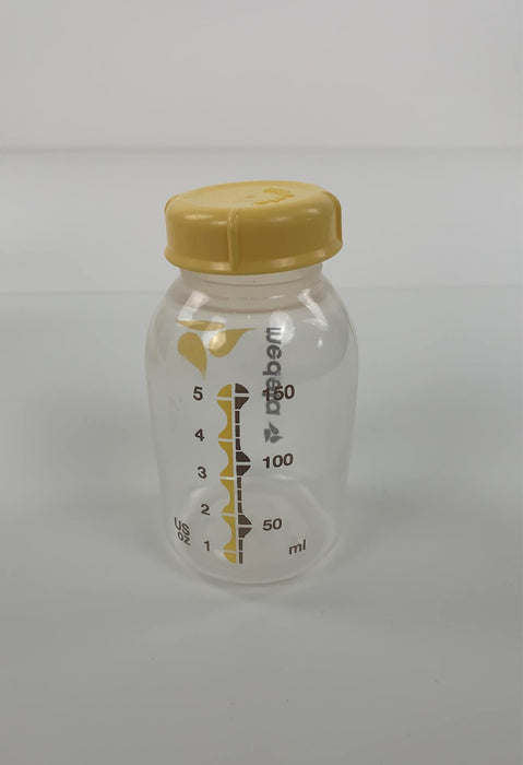 Shop Medela Harmony Manual Breast Pump w/ 2 Micro Steam Bags at GoodBuy Gear