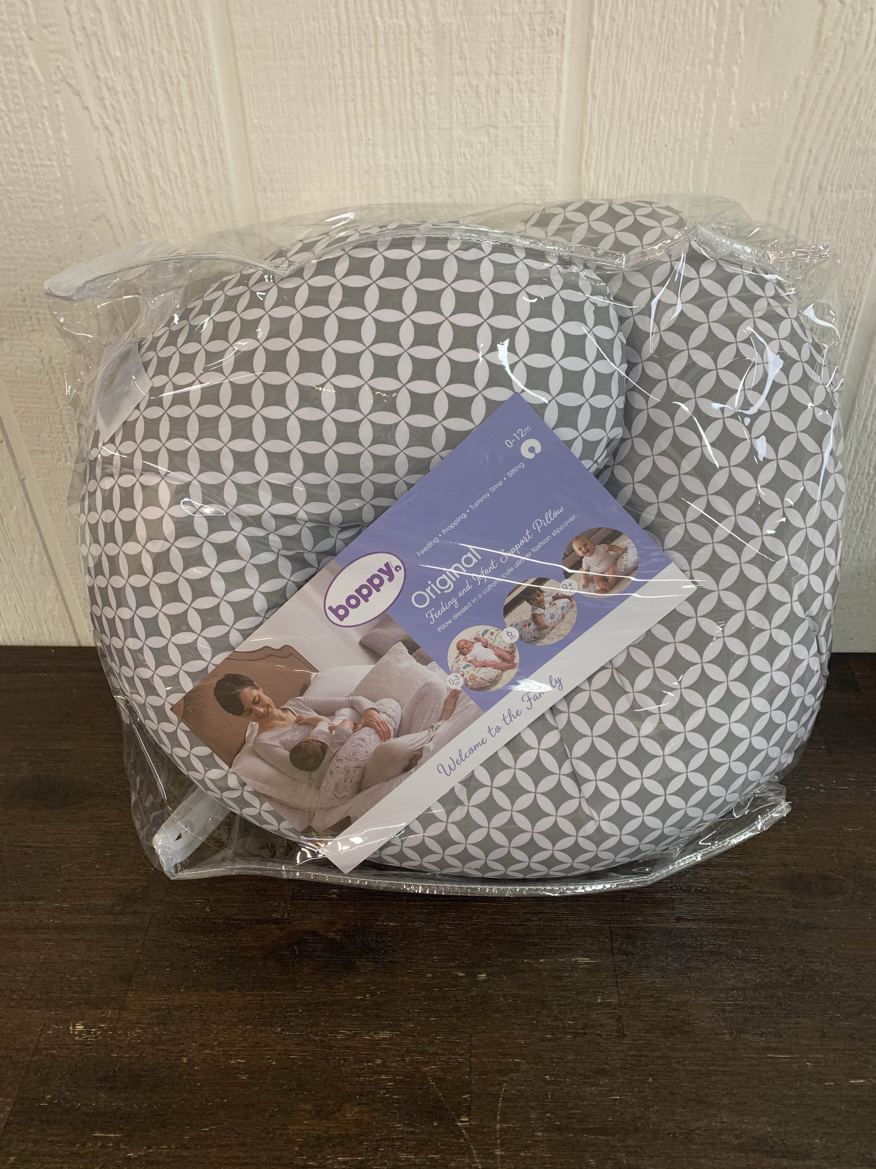 Boppy Nursing Pillow, Geo Circles