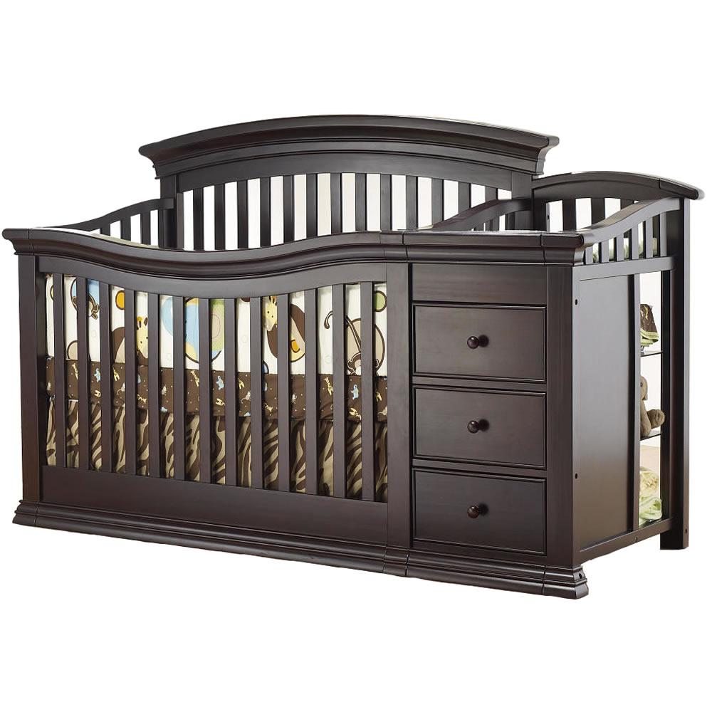 Sorelle In Crib With Changing Table Sorelle Verona Crib And