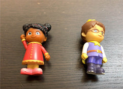 secondhand Daniel Tiger Daniel Tiger’s Neighborhood Friends And Family Figure Set