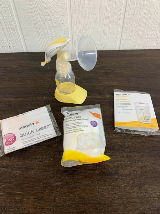 used BUNDLE Medela Handpump And Accessories