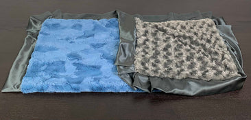 used Rockin Royalty 34x34 Plush Blanket, Asher