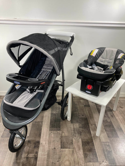 secondhand Graco FastAction Fold Jogging Travel System, Gotham 2018