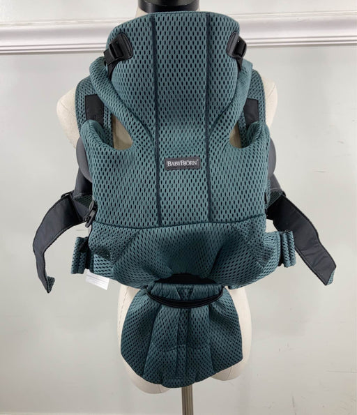 used BabyBjorn Baby Carrier Free, Sage Green 3D Mesh