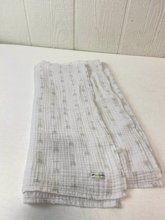 used Ziggy Baby Muslin Blanket