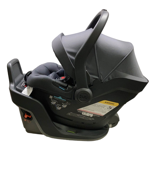 secondhand UPPAbaby MESA MAX Infant Car Seat and Base, 2022, PureTech Greyson