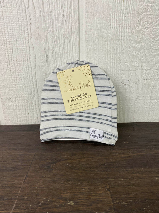 used Cooper Pearl Top Knot Hat, Midtown style 0-4 months